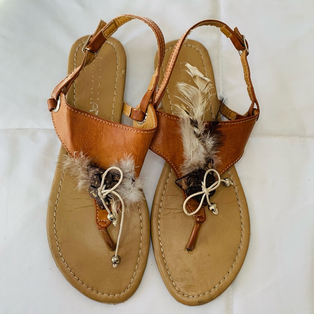 Liliana Brown Thong Feather Sandals Size 8